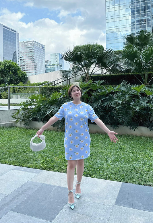 White Daisy Blue T-shirt Dress