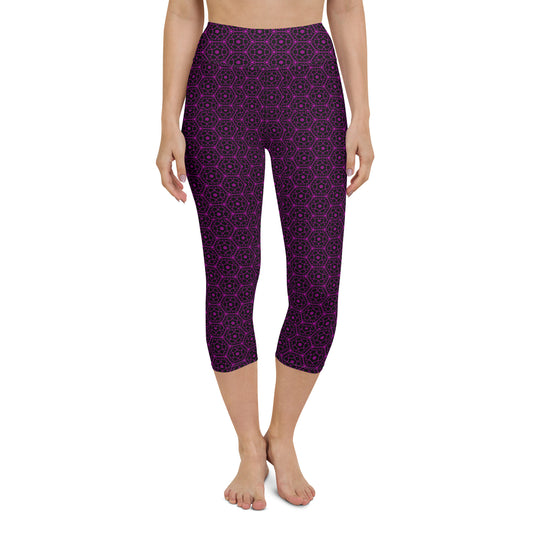 Queen Yoga Capri Leggings
