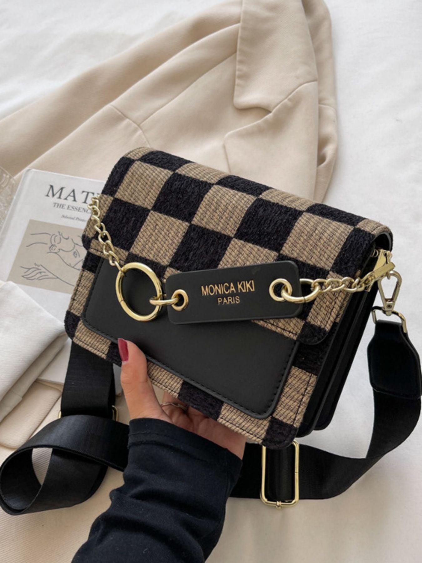 c913e55c-35c9-42f7-aee2-71eb551afb41-Max