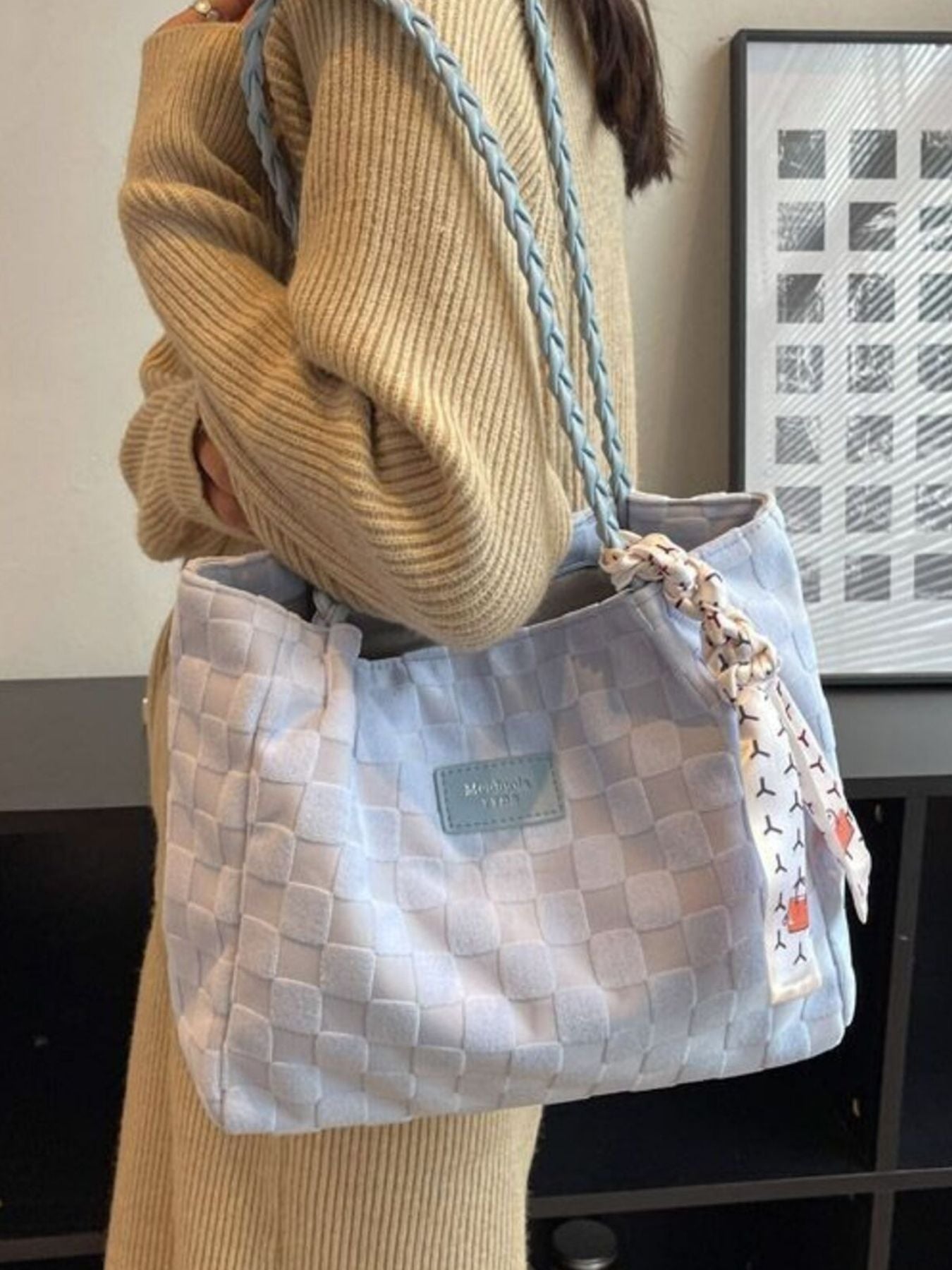 175a0b52-3c2d-4da7-911f-21d2b681b990-Max