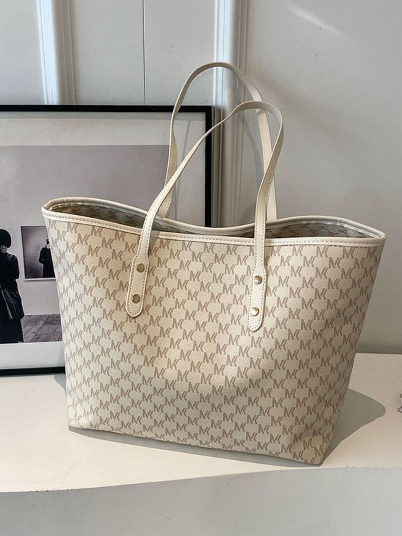 184a5aea94ef4fc086261a7215c04d5f-Max