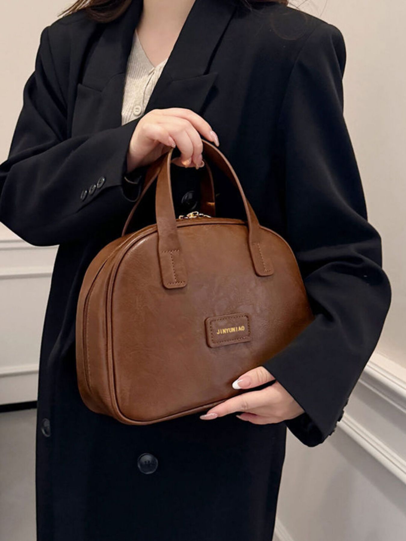 2b96fede-b832-4d65-8d63-aba6f27410ae-Max