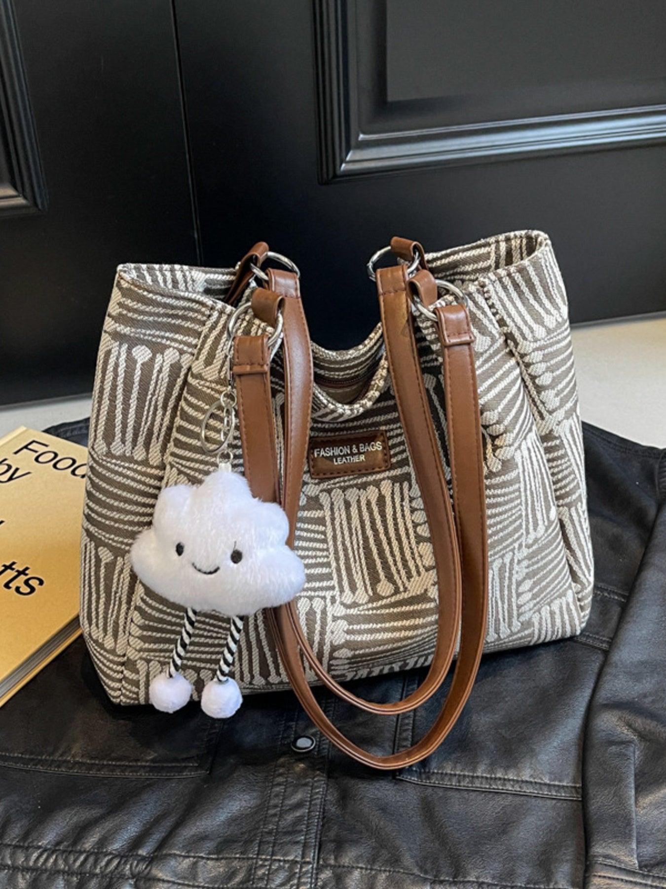 2f03e6ece1d44b54b2fe527007d28828-Max