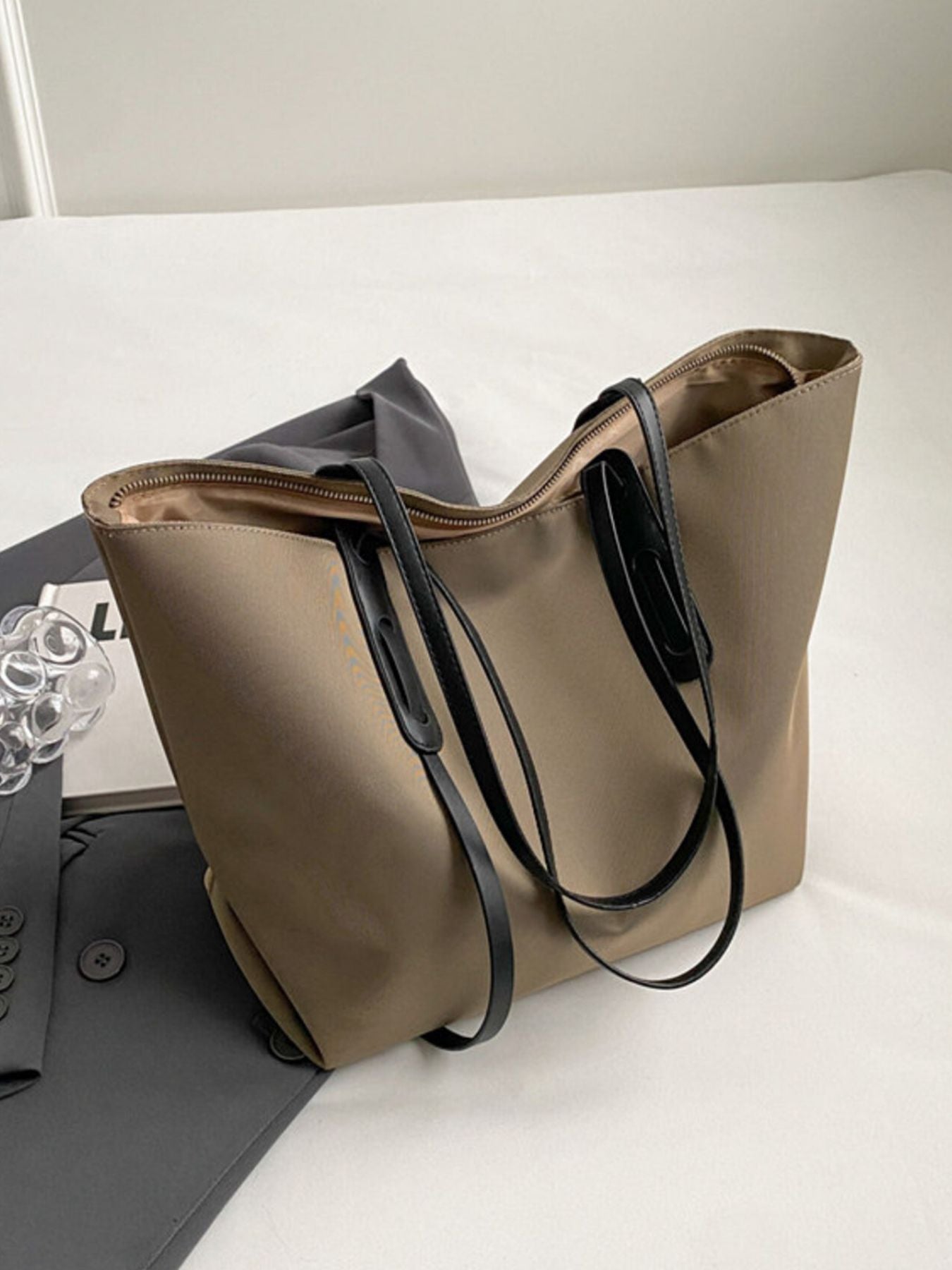 4b2eceac-76a5-453f-bae4-281db9e97b19-Max