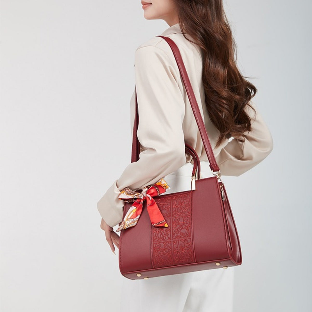 618f70bd-b245-4679-b192-bb8f06ae3228-Max