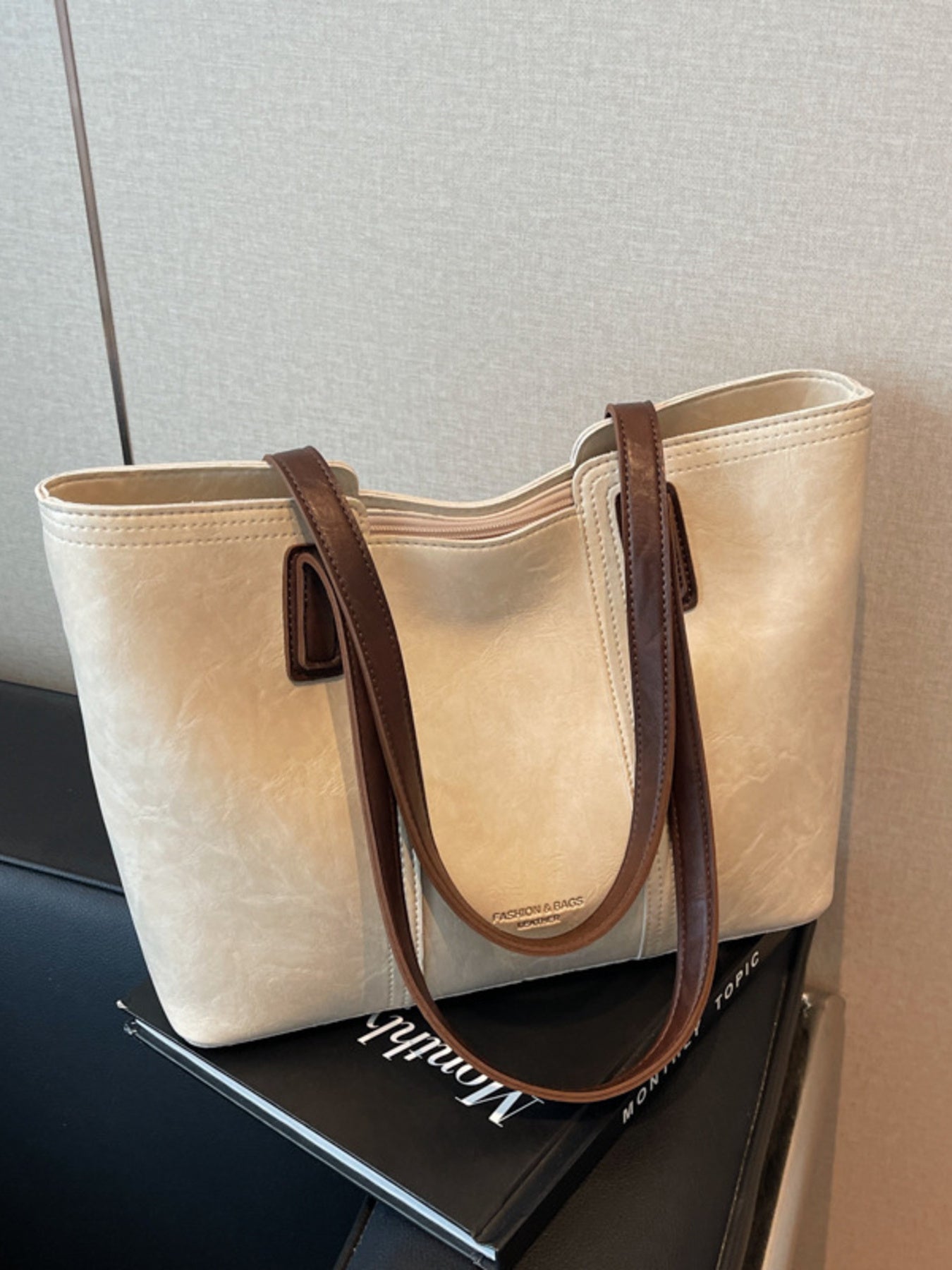 638cf5b8577e4512a1988dc8f8a44831-Max