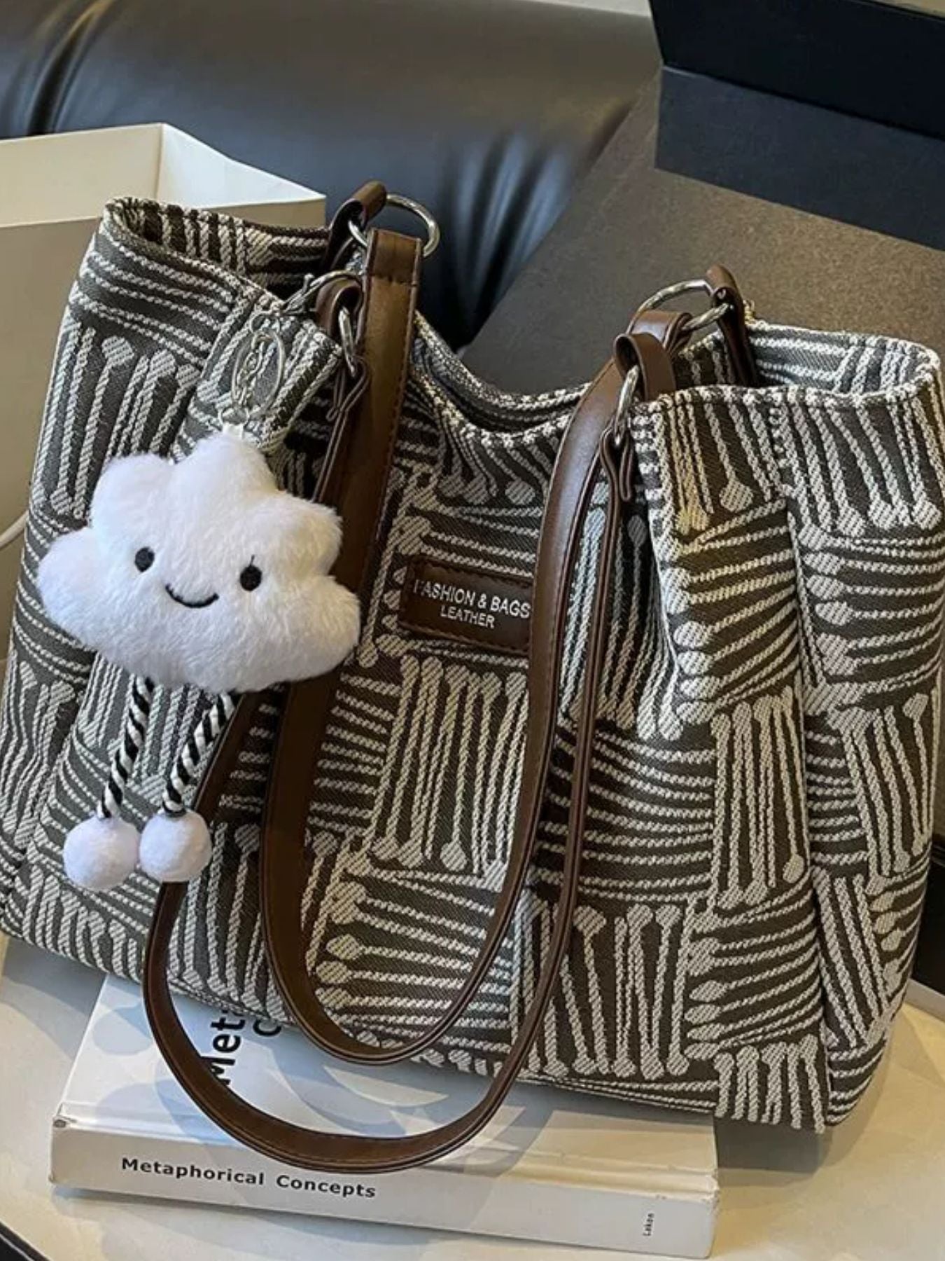 6a65c0eb-f348-4109-9130-b7c16f96e6bc-Max