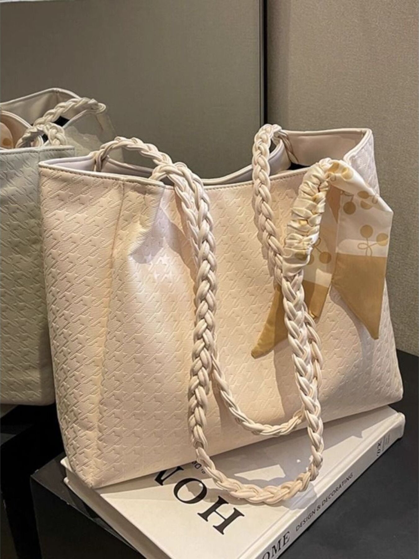 6d120b58e04a4d95b0b2167e17a2e9b1-Max