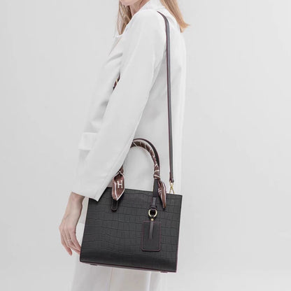 75827797-ae19-4941-b508-16205e69c9af-Max