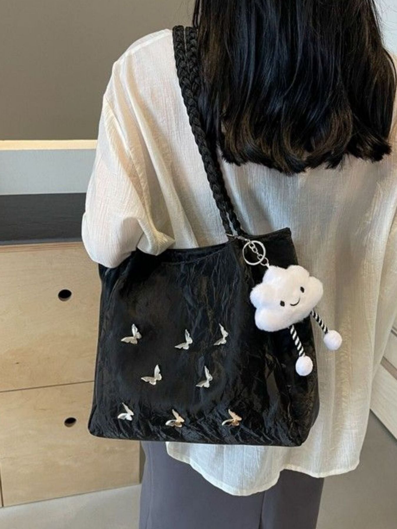 840687e3-9532-4a37-9ed4-2186a6d98983-Max