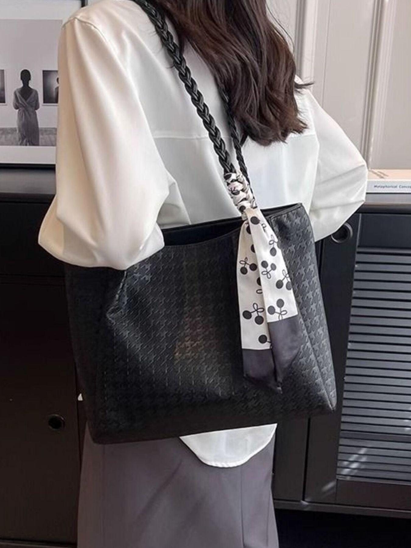 8c5de0b2-9404-4896-ad35-06a0190a6dfd-Max