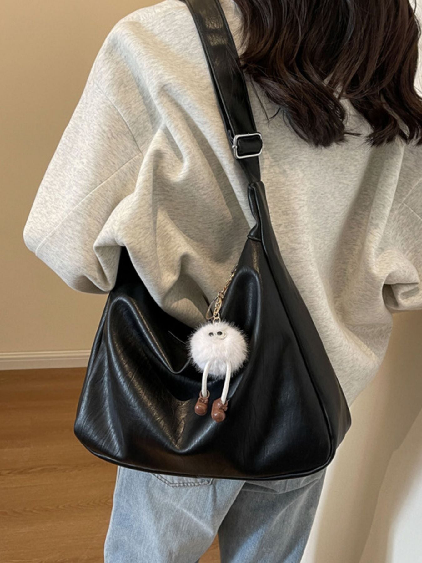 915accad-af87-4f94-bb6a-c80e551a6c40-Max