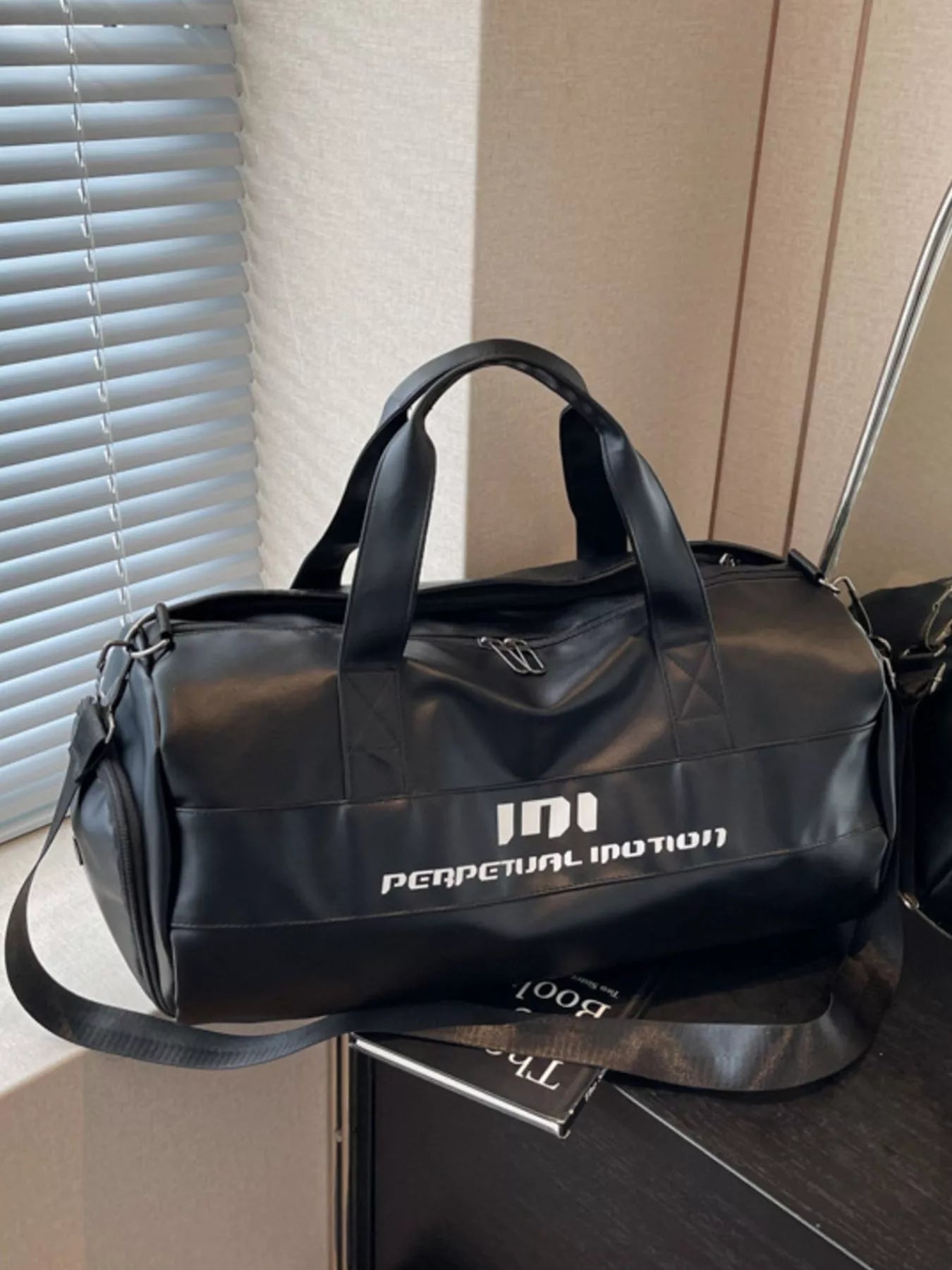 Shoulder Bags