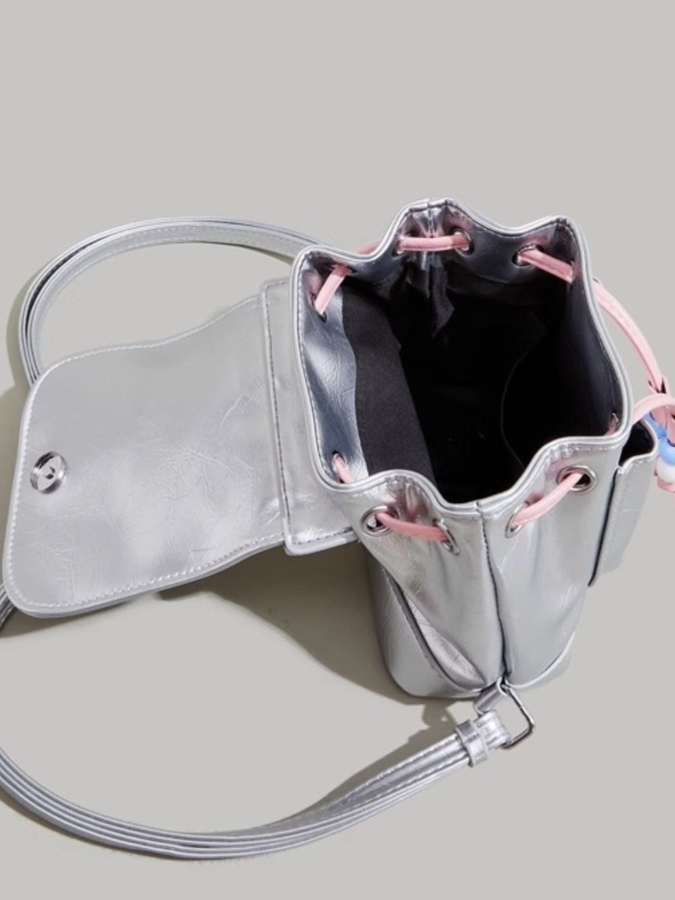 9da55b66-bc3f-45c1-a3fd-4ddfb767426b-Max