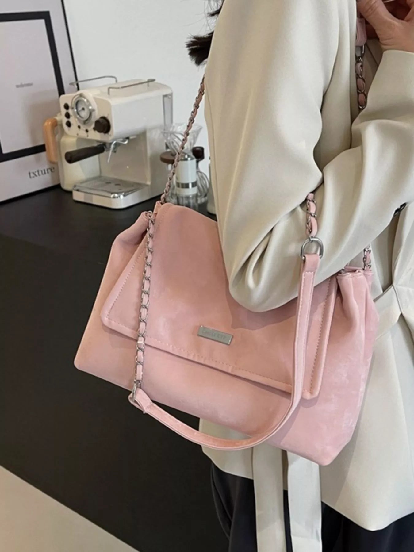 a0daec2c-29c8-46b4-881d-ffddf2dadb36-Max-Origin