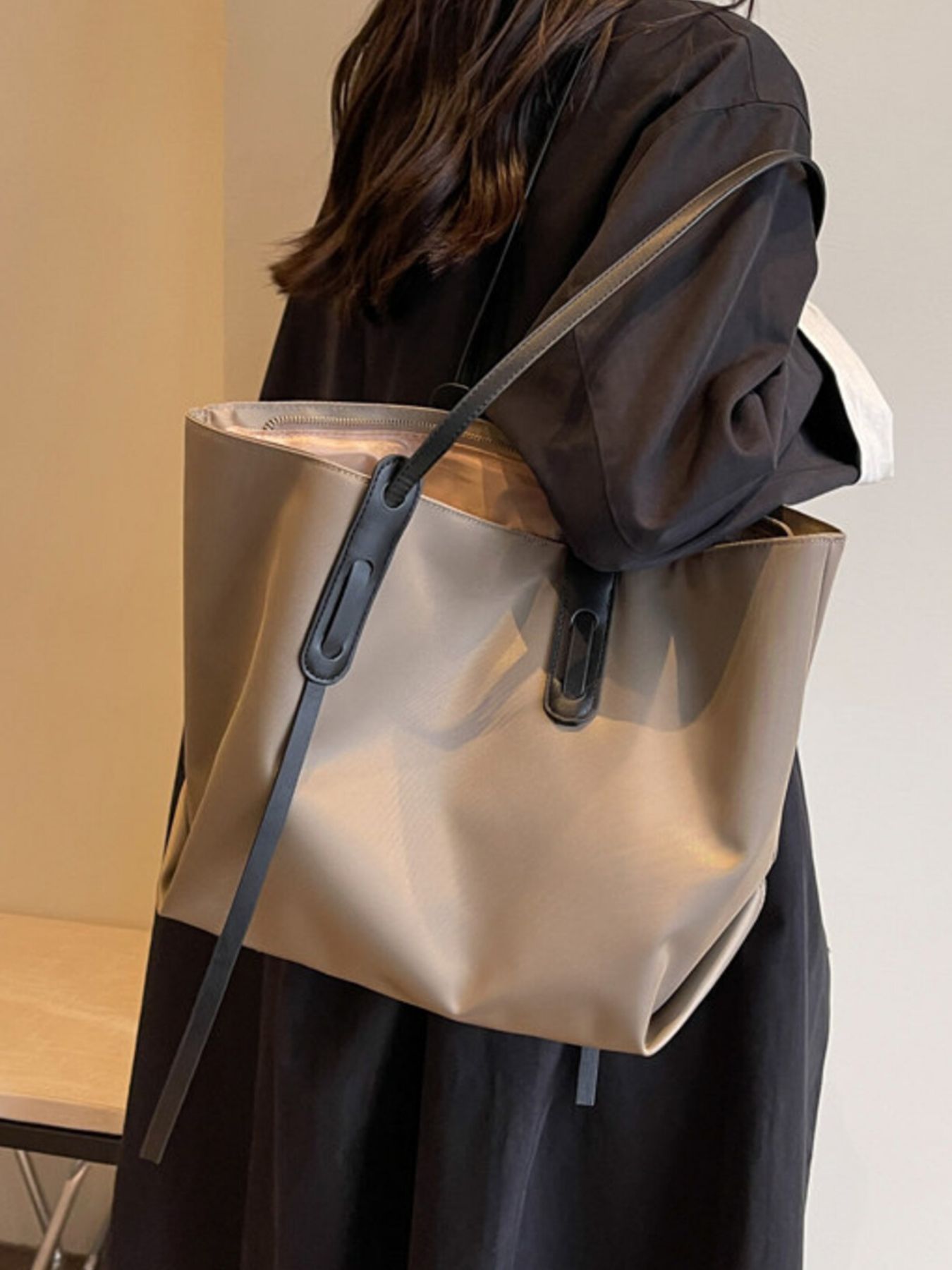 a59237f9-cc4a-4f63-a575-14c6796e6e55-Max