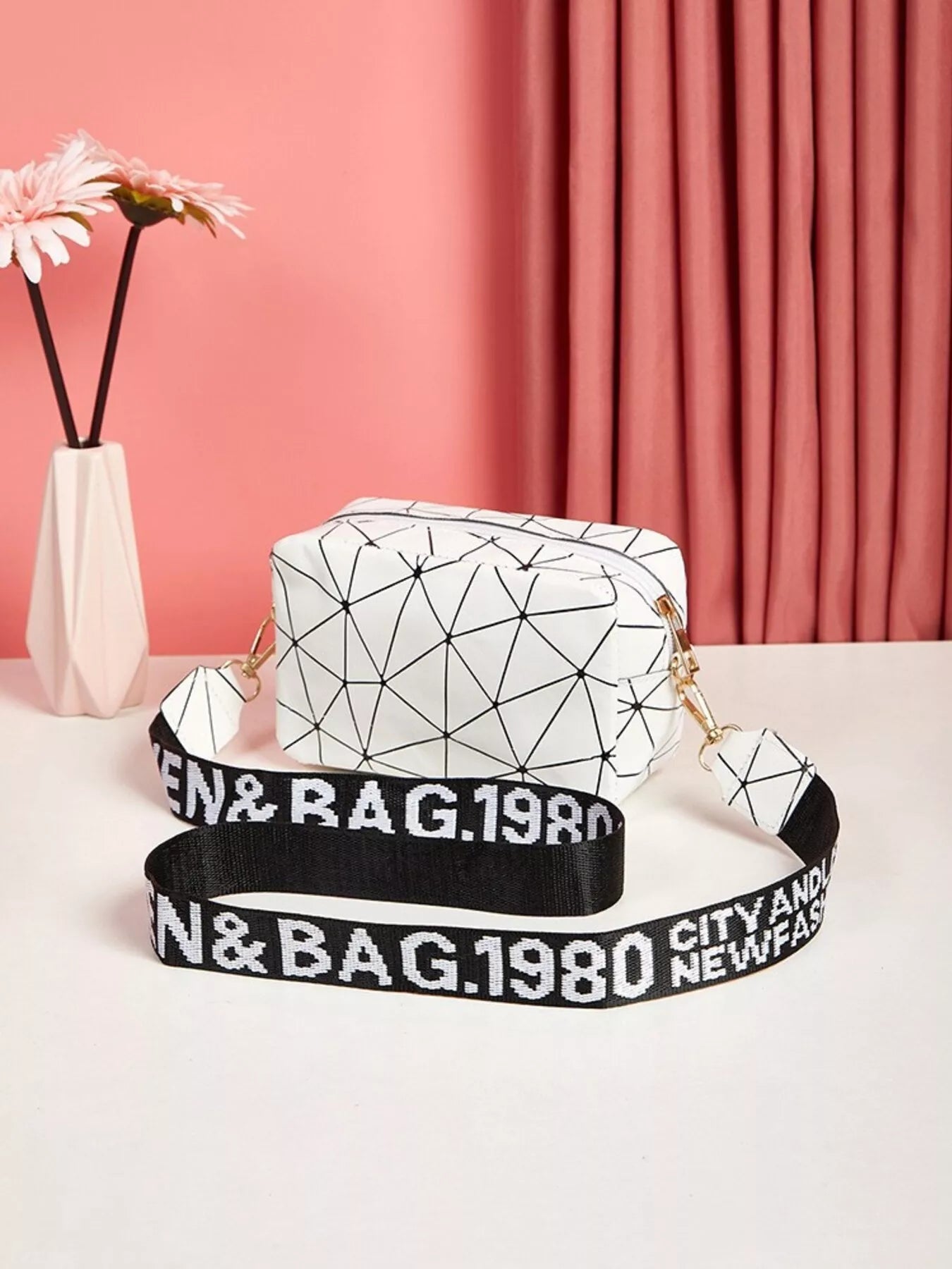 a7752c74e6c2410e87b90d94bf49fbc2-Max-Origin