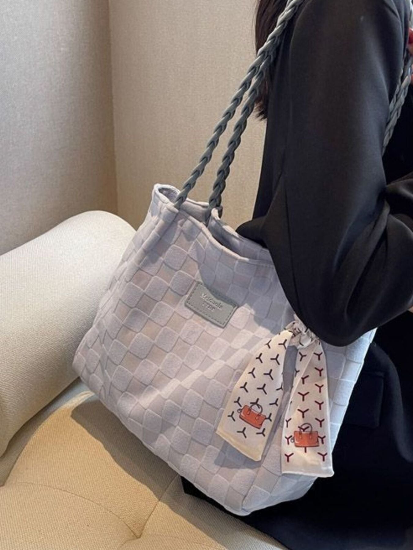 a89540d3-ac98-4ef6-aa84-abd61fe52790-Max