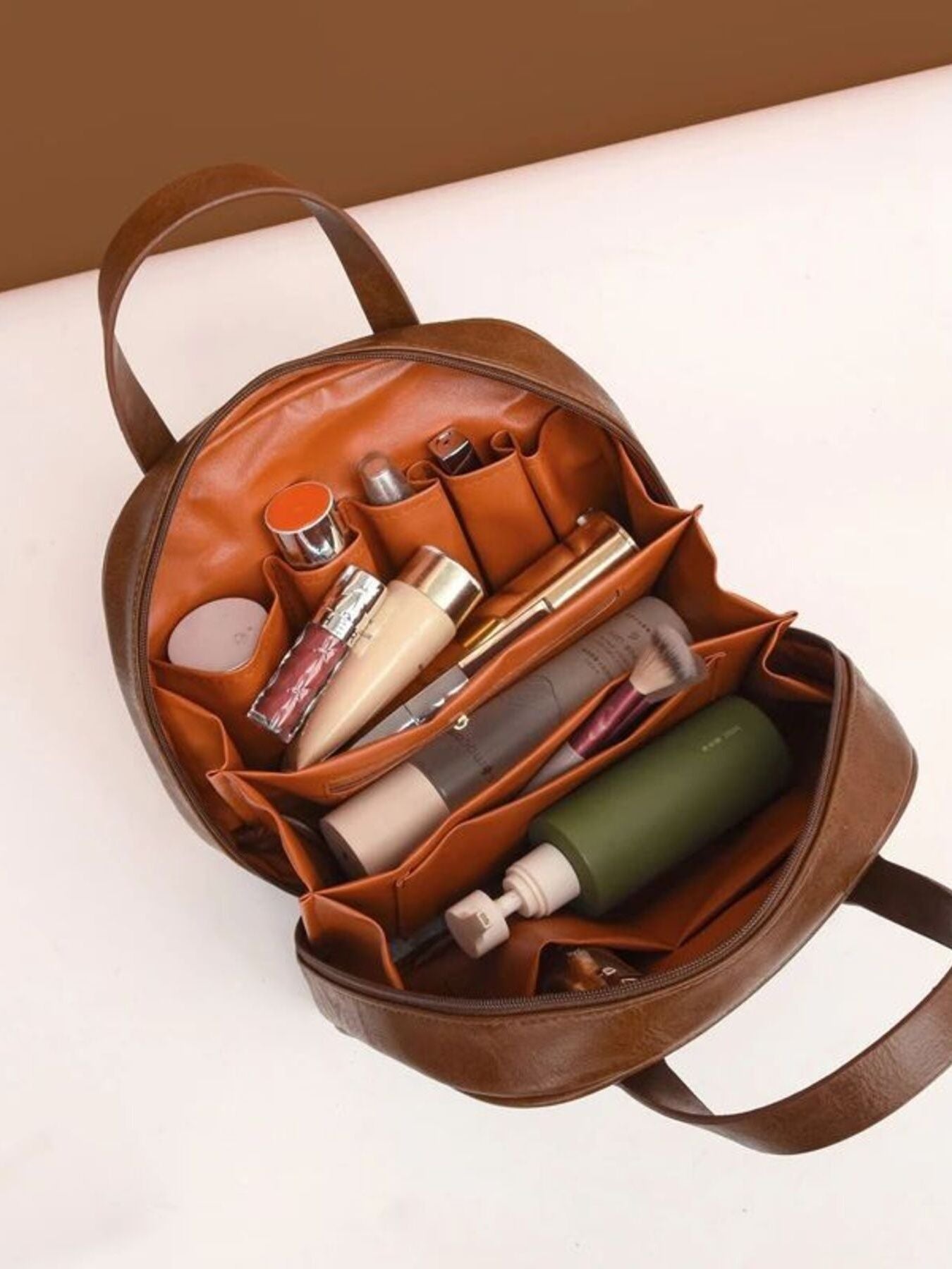 c1190ee6-e5ec-46a9-aa82-ab1c34ddc36f-Max