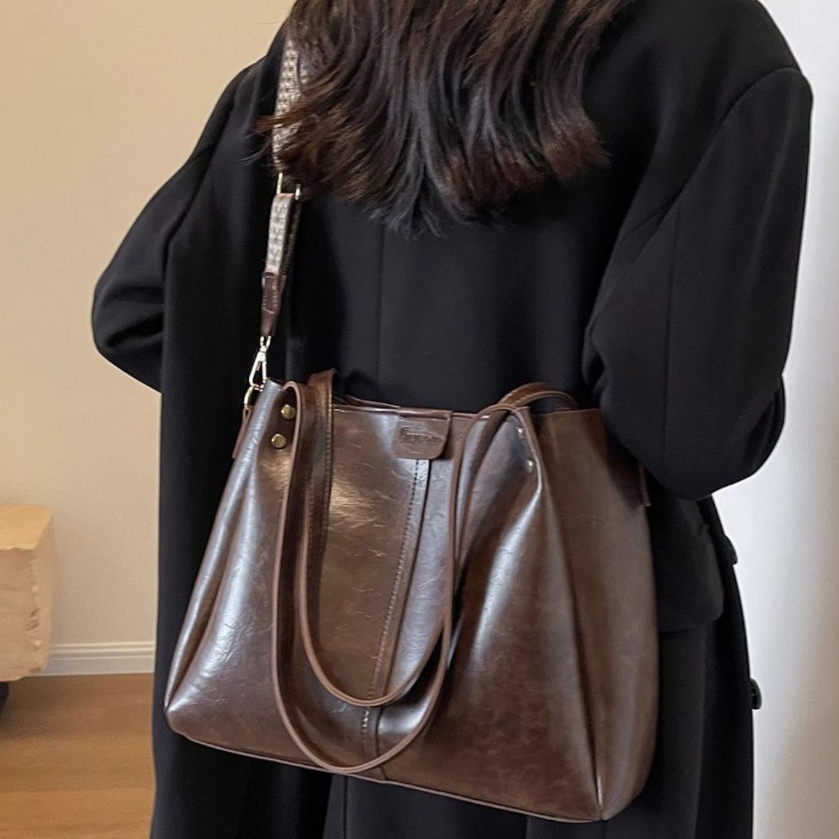 c5681637-75ce-4bf5-8027-53562c9412a0-Max