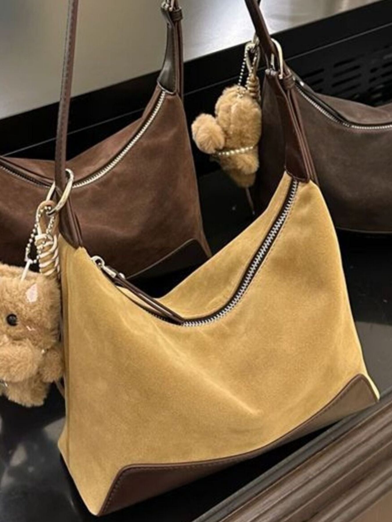 c8e4b5ce-9330-4c2f-86f3-8bbeaa9fb347-Max