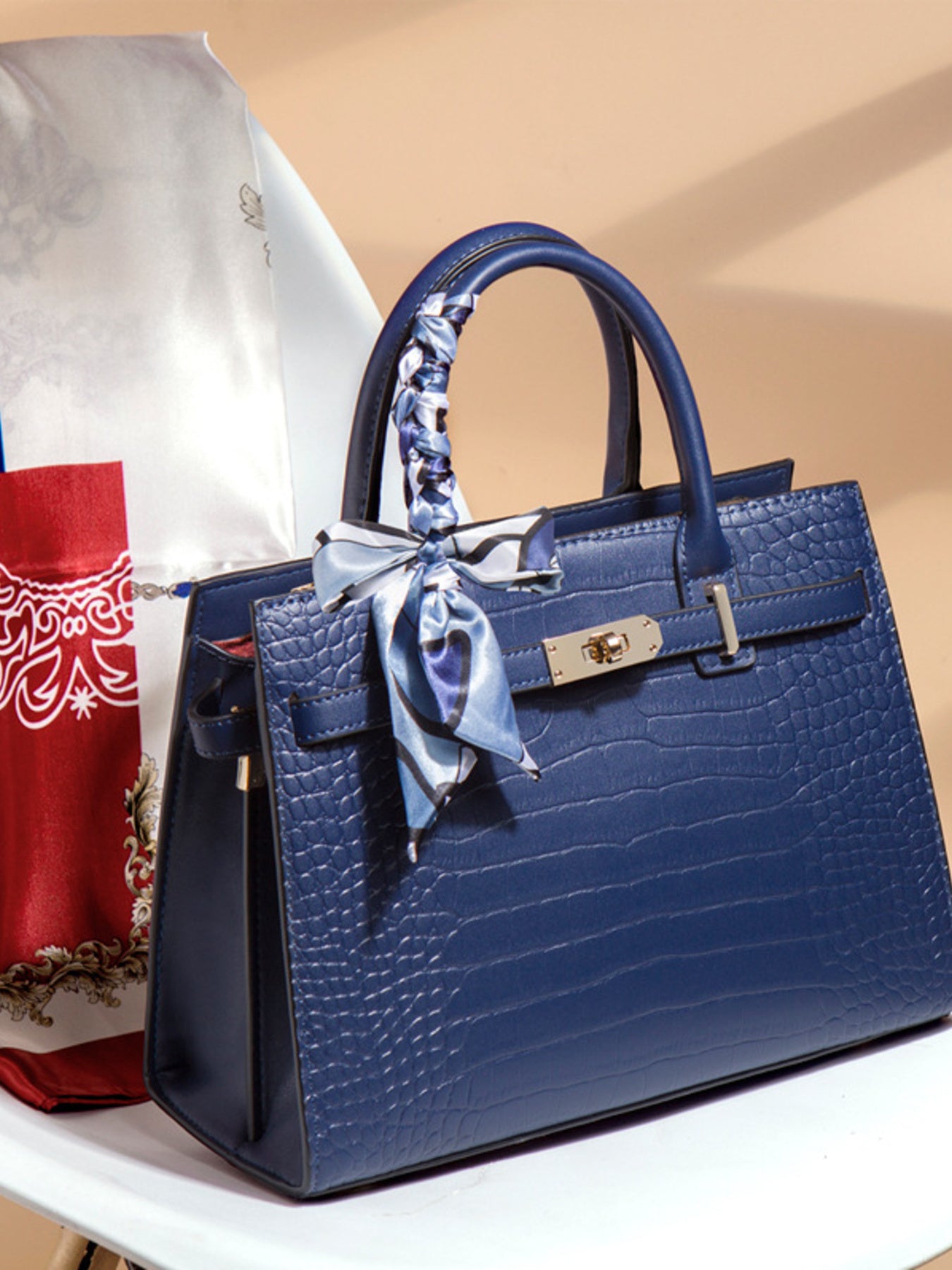 e305e86e4f9141c28484c013663a71cf-Max